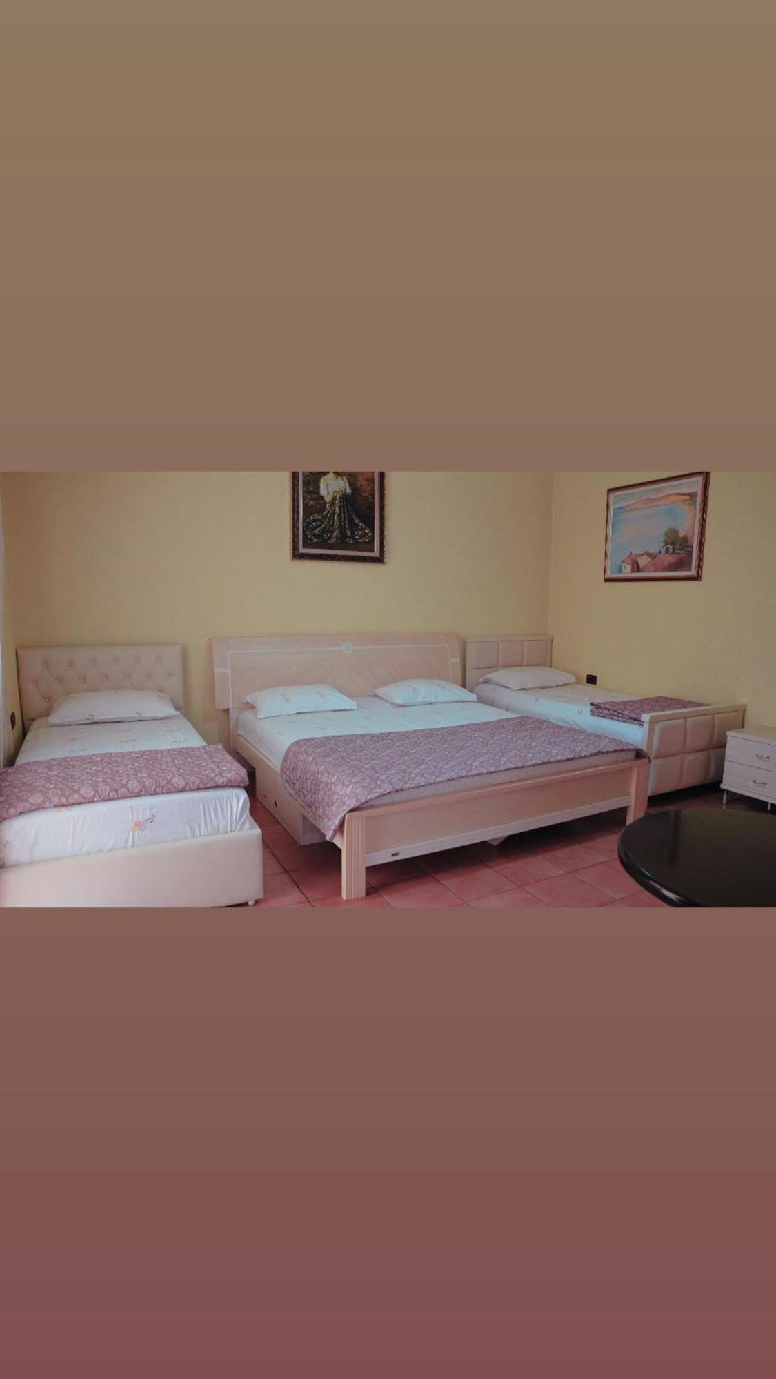 Alen Bar Hotel 티라나 외부 사진